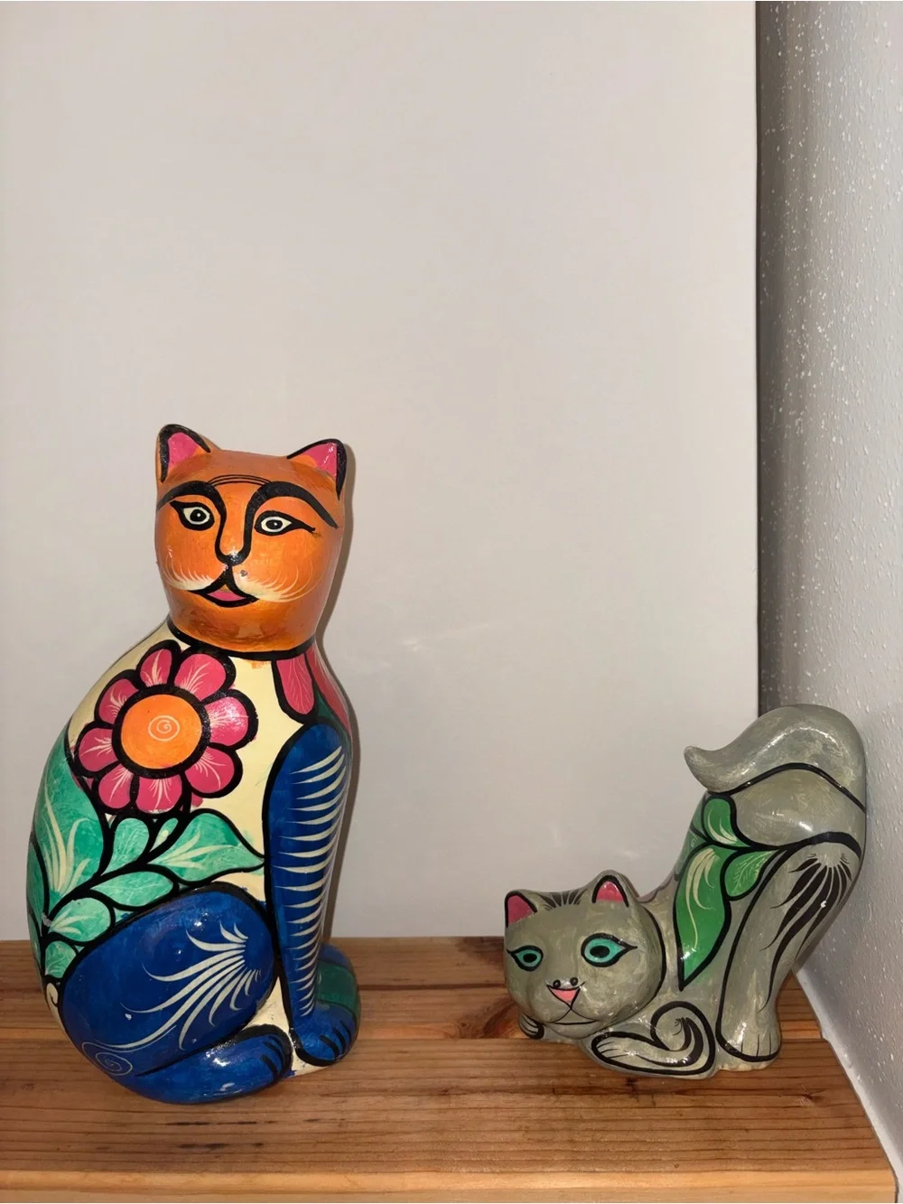 Vintage Set of Hand-Painted Talavera Style Cats, Orange, Gray, Blue & Multicolor